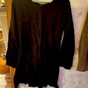 Long black blouse